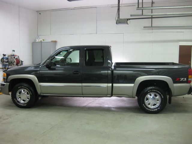 2003 GMC Sierra 1500 Standard 4X4 Hardtop