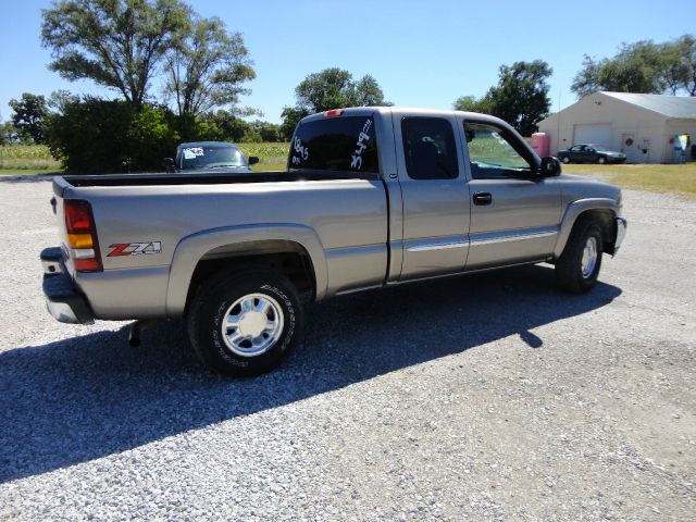 2003 GMC Sierra 1500 Dually 3500 Club Coupe