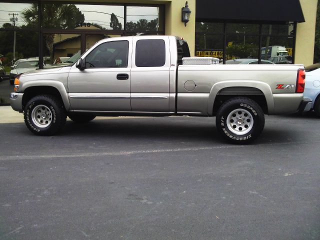 2003 GMC Sierra 1500 4DR SUV AT