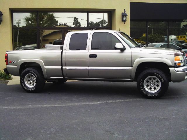 2003 GMC Sierra 1500 4DR SUV AT