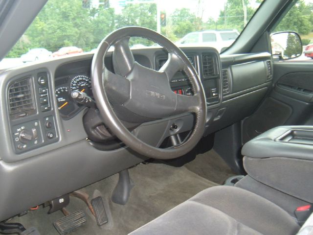 2003 GMC Sierra 1500 Standard 4X4 Hardtop