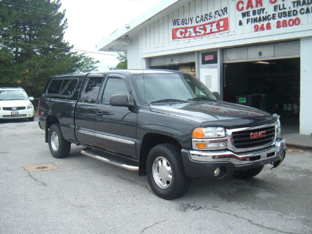 2003 GMC Sierra 1500 Standard 4X4 Hardtop