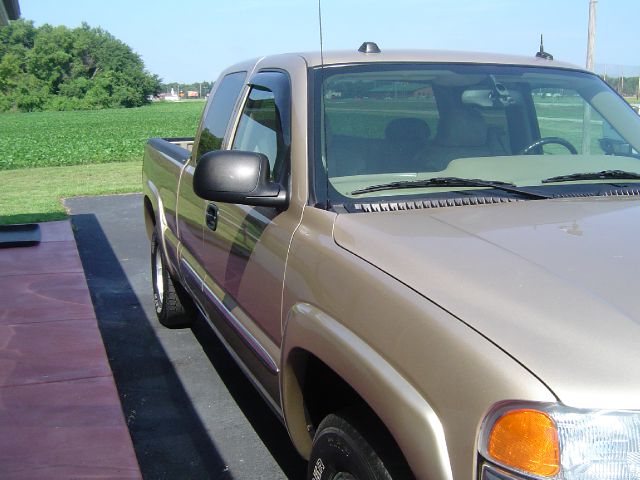 2004 GMC Sierra 1500 4DR SUV AT