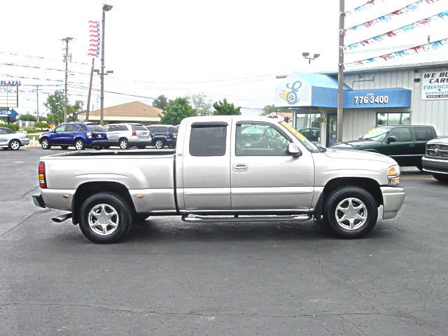 2004 GMC Sierra 1500 Base