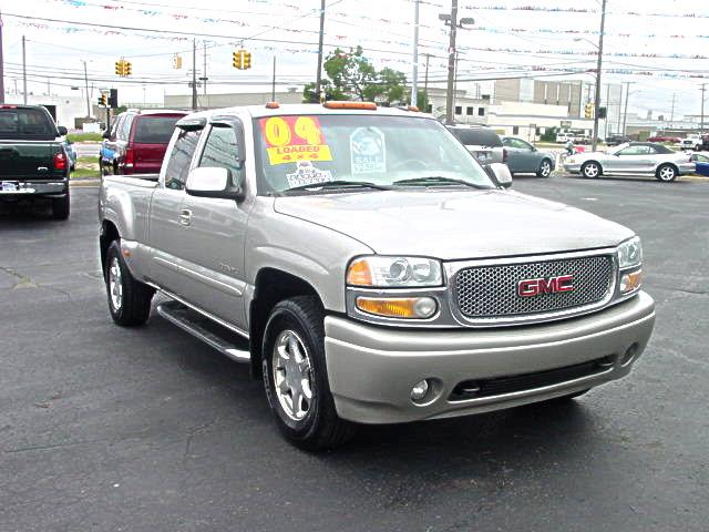 2004 GMC Sierra 1500 Base