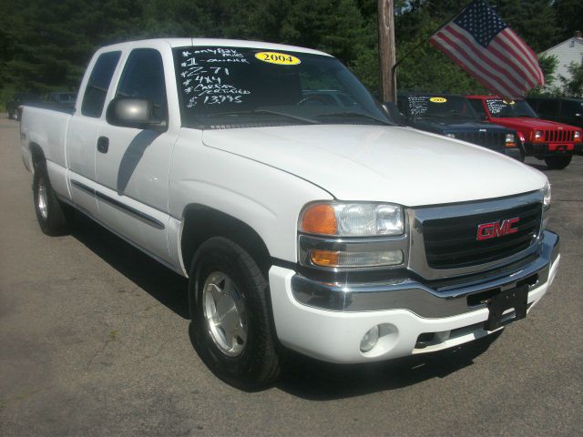 2004 GMC Sierra 1500 Standard 4X4 Hardtop