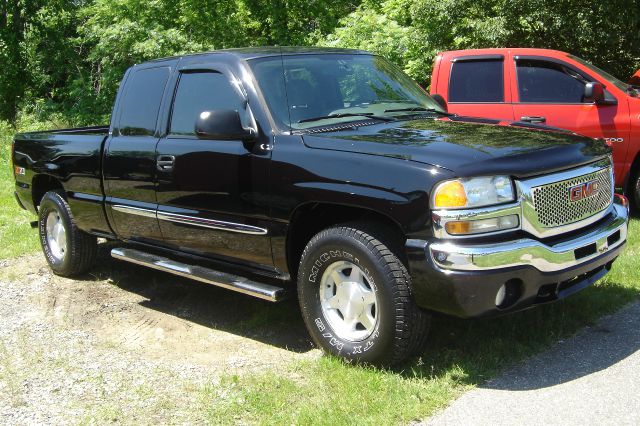 2004 GMC Sierra 1500 4DR SUV AT