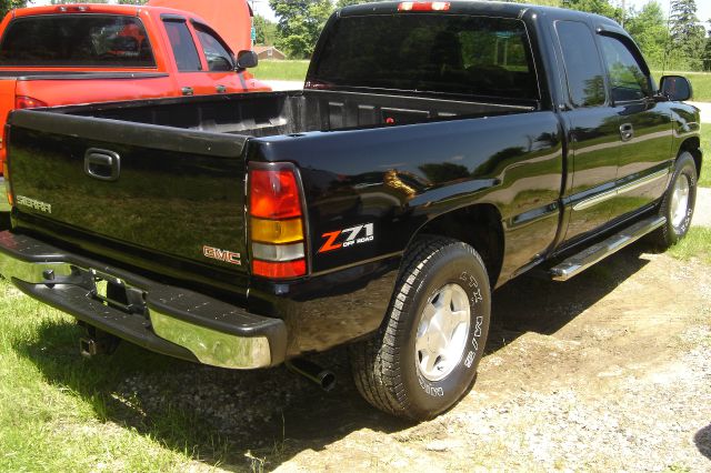 2004 GMC Sierra 1500 4DR SUV AT