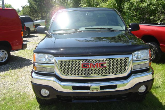 2004 GMC Sierra 1500 4DR SUV AT