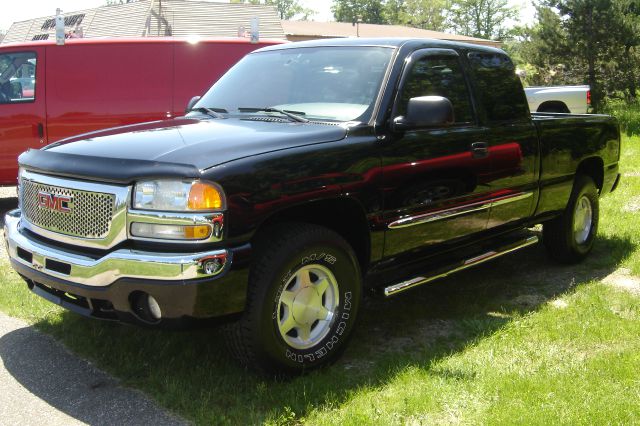 2004 GMC Sierra 1500 4DR SUV AT