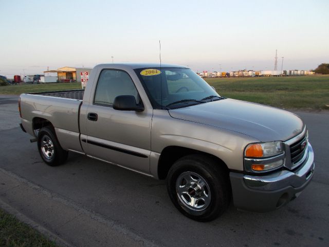 2004 GMC Sierra 1500 4dr Sdn Auto GLS w/XM