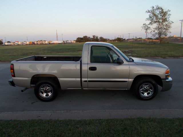 2004 GMC Sierra 1500 4dr Sdn Auto GLS w/XM