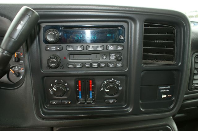 2004 GMC Sierra 1500 Standard 4X4 Hardtop