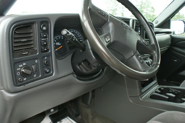 2004 GMC Sierra 1500 Standard 4X4 Hardtop