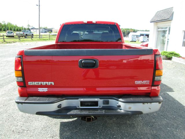 2004 GMC Sierra 1500 4dr Sdn 2.5L Turbo AWD