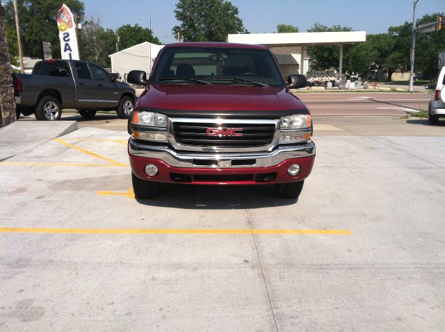 2004 GMC Sierra 1500 C300 Sport Sedan 4D