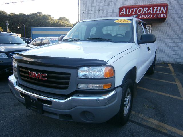 2004 GMC Sierra 1500 LE Sedan