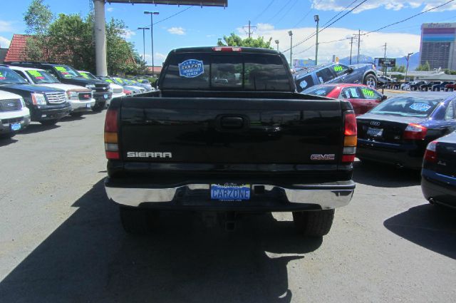 2004 GMC Sierra 1500 Standard 4X4 Hardtop