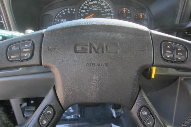 2004 GMC Sierra 1500 Standard 4X4 Hardtop