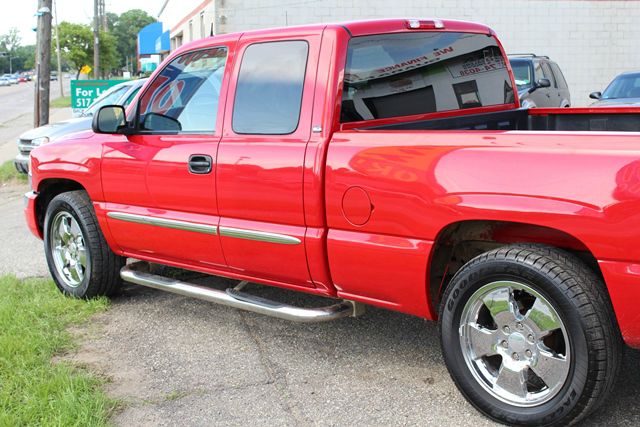 2004 GMC Sierra 1500 Lsall Wheeldrive