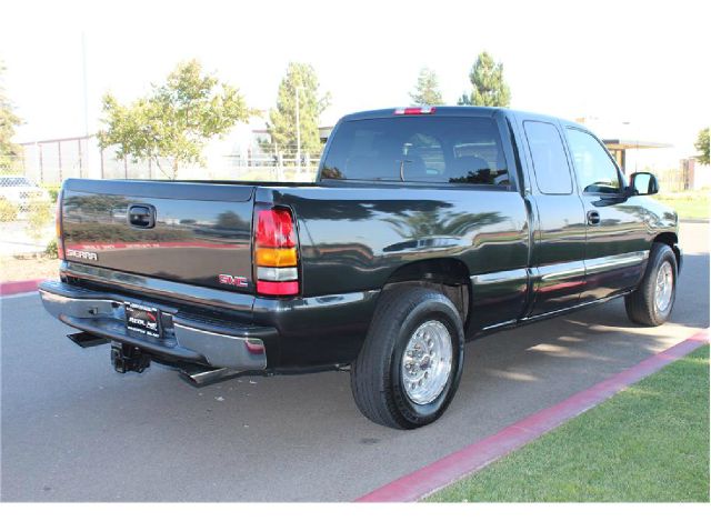 2004 GMC Sierra 1500 RWD W/1se