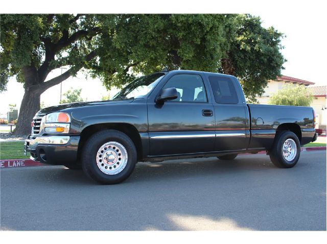 2004 GMC Sierra 1500 RWD W/1se