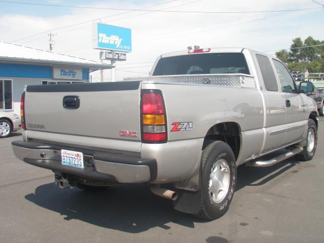 2004 GMC Sierra 1500 V8 R-design