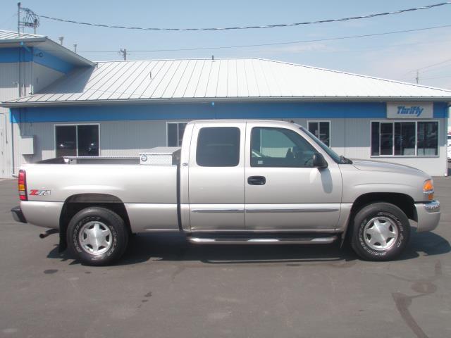 2004 GMC Sierra 1500 V8 R-design