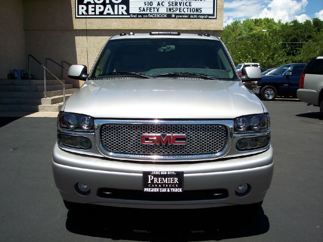 2004 GMC Sierra 1500 LE Sedan