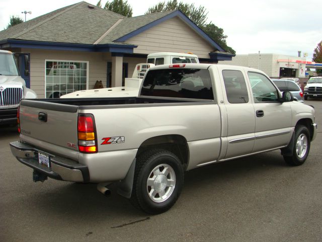 2004 GMC Sierra 1500 4DR SUV AT