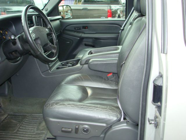 2004 GMC Sierra 1500 4DR SUV AT