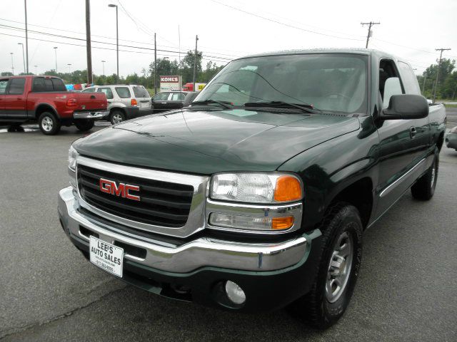 2004 GMC Sierra 1500 Standard 4X4 Hardtop