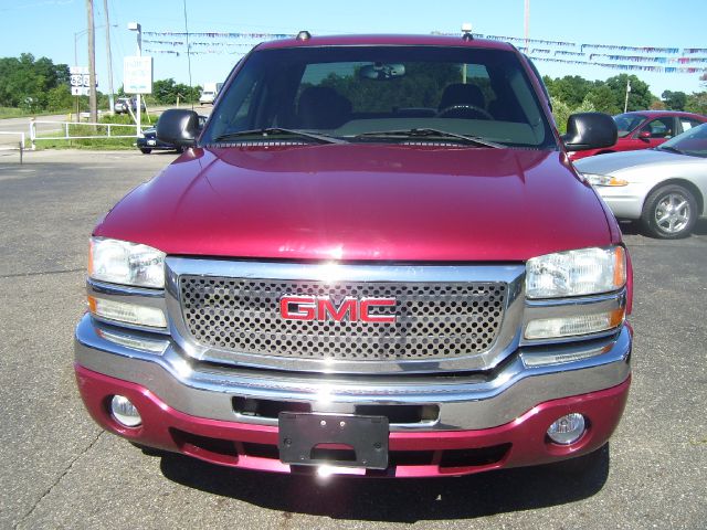 2004 GMC Sierra 1500 Standard 4X4 Hardtop