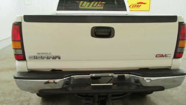 2004 GMC Sierra 1500 4DR SUV AT