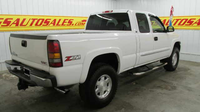 2004 GMC Sierra 1500 4DR SUV AT