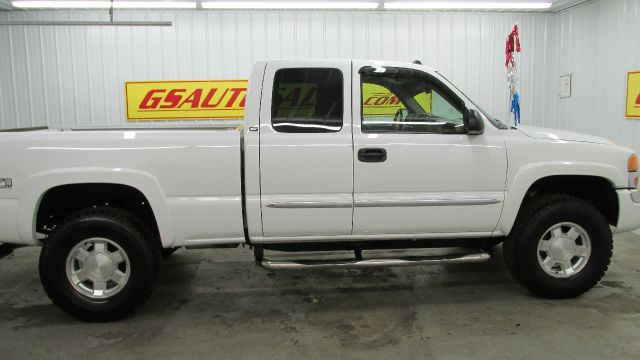 2004 GMC Sierra 1500 4DR SUV AT