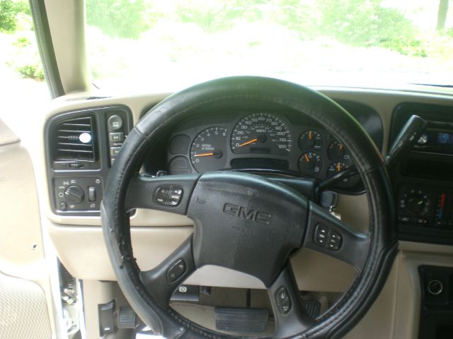 2005 GMC Sierra 1500 SE ZX4