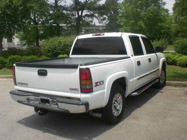 2005 GMC Sierra 1500 SE ZX4