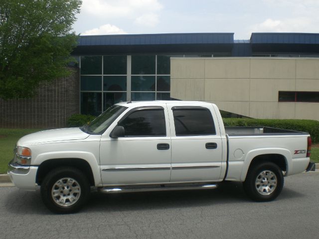 2005 GMC Sierra 1500 SE ZX4