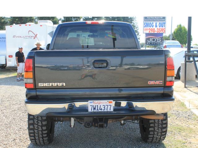 2005 GMC Sierra 1500 SLT