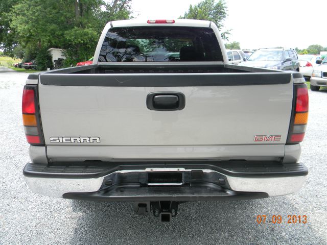 2005 GMC Sierra 1500 Lsall Wheeldrive