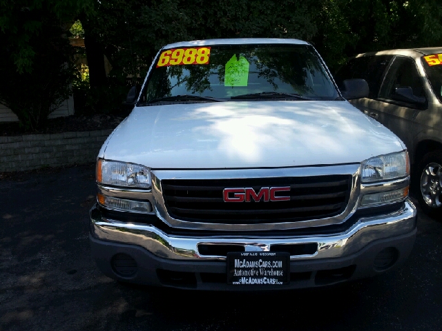 2005 GMC Sierra 1500 Short Box Standard