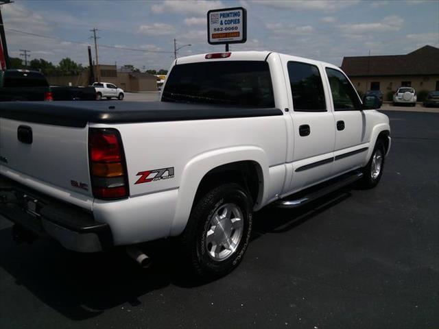 2005 GMC Sierra 1500 CREW CAB XLT Lariat