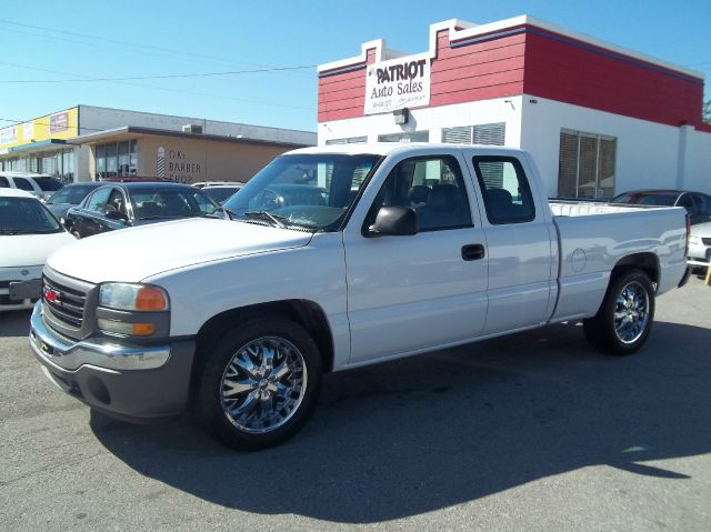 2005 GMC Sierra 1500 4dr Sdn 2.5L Turbo AWD