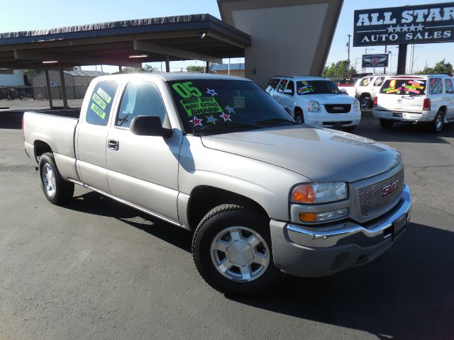 2005 GMC Sierra 1500 Ram 3500 Diesel 2-WD