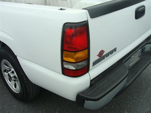 2005 GMC Sierra 1500 Unknown