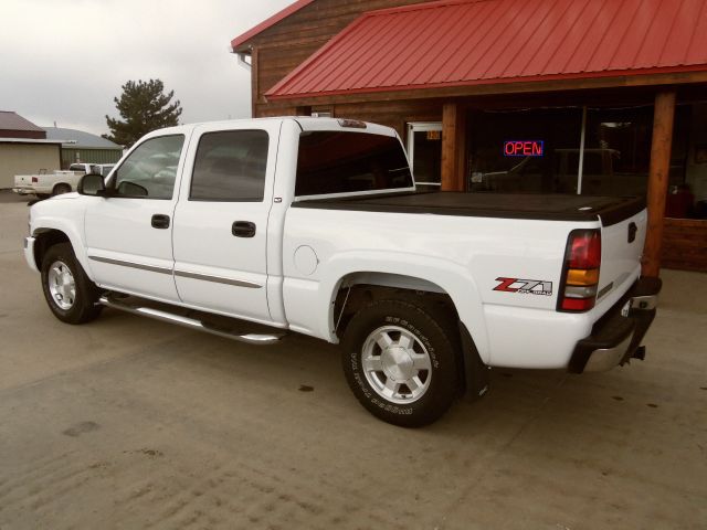 2005 GMC Sierra 1500 SE ZX4