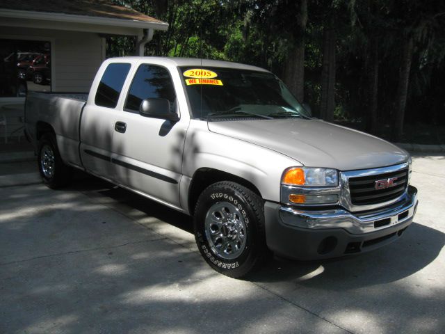 2005 GMC Sierra 1500 4dr Sdn 2.5L Turbo AWD