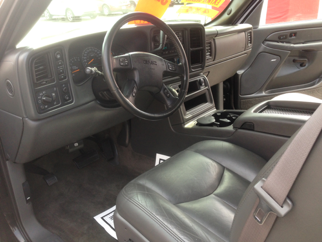 2005 GMC Sierra 1500 4DR SUV AT