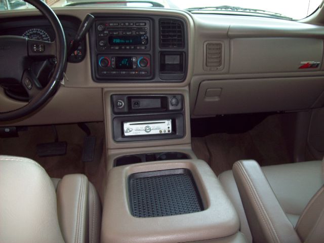 2005 GMC Sierra 1500 SES LOW Miles